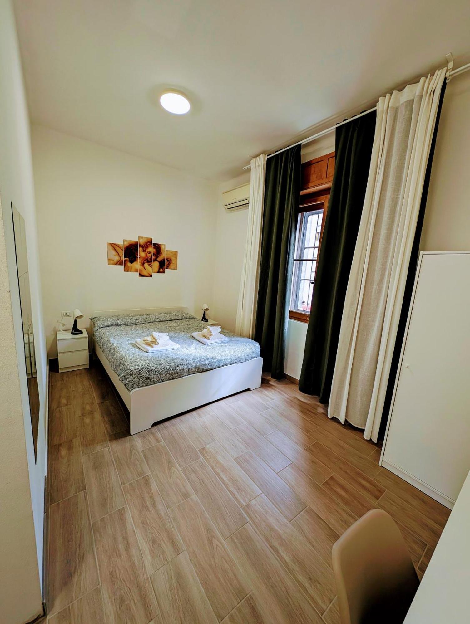 Guest House Il Glicine Stadio - Ospedale เชซานา ภายนอก รูปภาพ
